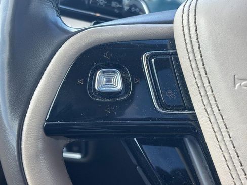 Used 2022 Lincoln Aviator Reserve w/ Equipment Group 201A image 19