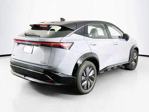 Used 2024 Nissan Ariya AWD image 9