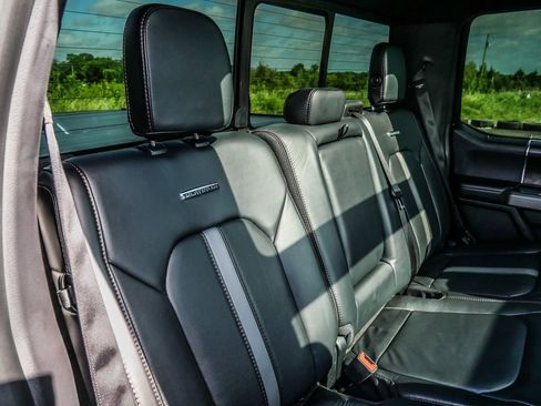 Used 2018 Ford F150 Platinum w/ Equipment Group 701A Luxury AWD/4WD image 27