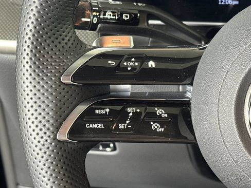 Certified 2026 Mercedes-Benz GLC 300 image 26