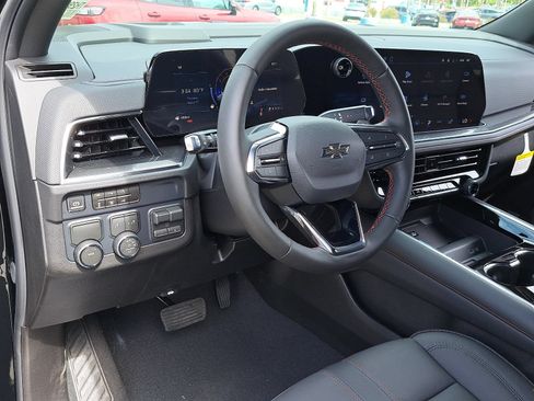 Used 2026 Chevrolet Suburban RST w/ Comfort Package RWD image 18