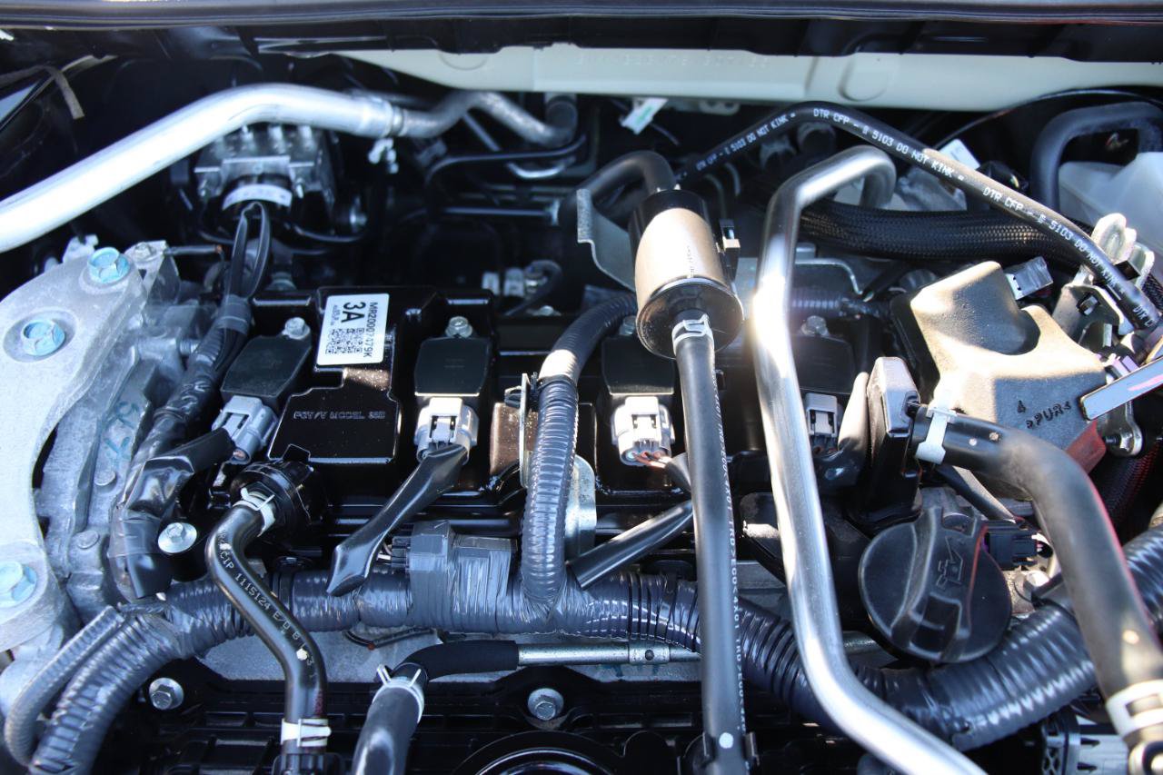 Used 2025 Nissan Sentra S FWD image 42