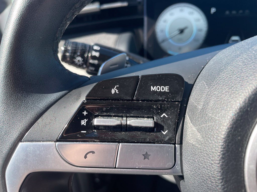 Certified 2022 Hyundai Tucson Limited FWD image 17