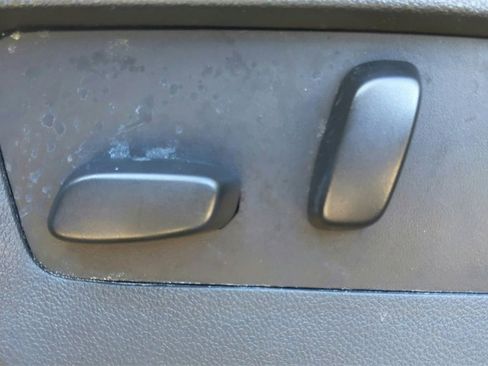 Used 2023 Buick Envision Preferred image 17