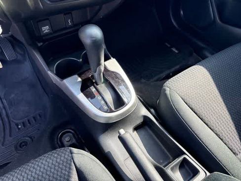 Used 2019 Honda Fit LX image 18