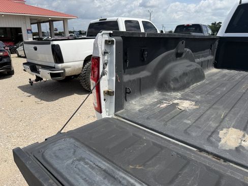 Used 2021 RAM 2500 Tradesman RWD image 4