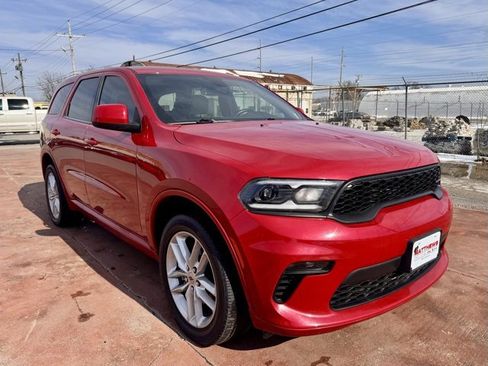 Used 2021 Dodge Durango GT image 3