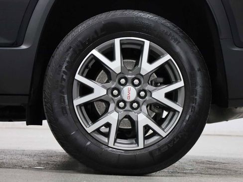 Used 2023 GMC Acadia SLE w/ Driver Convenience Package FWD image 36