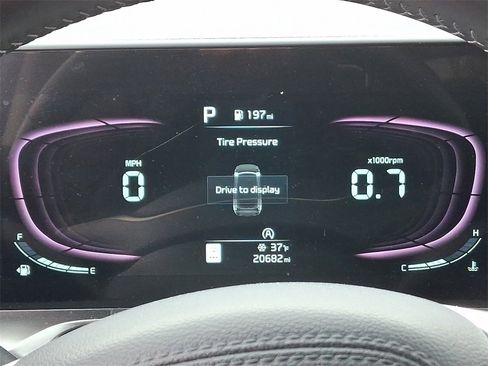 Certified 2023 Kia Telluride S image 17