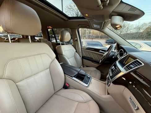 Used 2016 Mercedes-Benz GL 450 4MATIC image 25