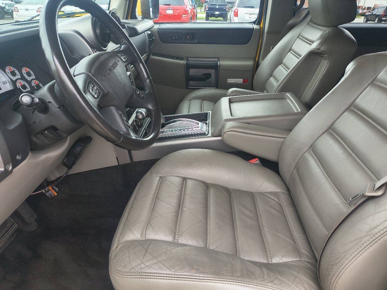 Used 2003 HUMMER H2 w/ Preferred Equipment Group AWD/4WD image 17