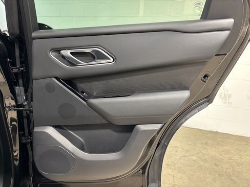New 2026 Land Rover Range Rover Velar Dynamic SE image 39