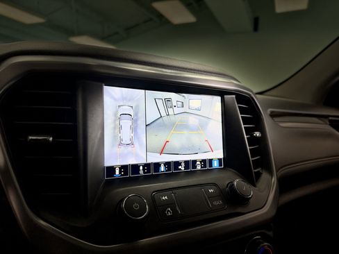 Used 2021 GMC Acadia AT4 w/ Technology Package AWD/4WD image 26