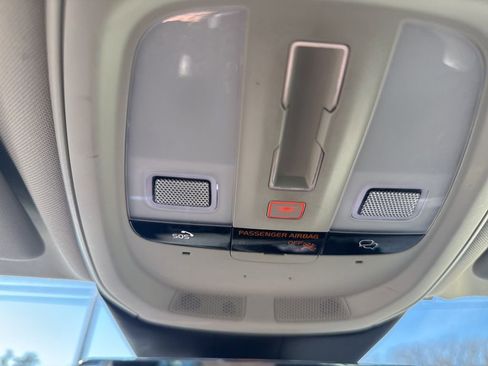 Used 2024 Volvo S60 B5 Core image 19