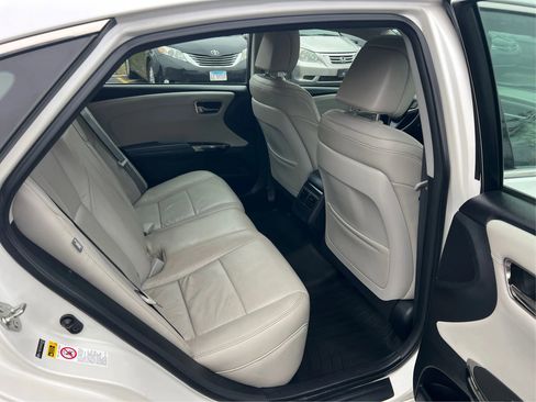 Used 2013 Toyota Avalon XLE Touring image 26