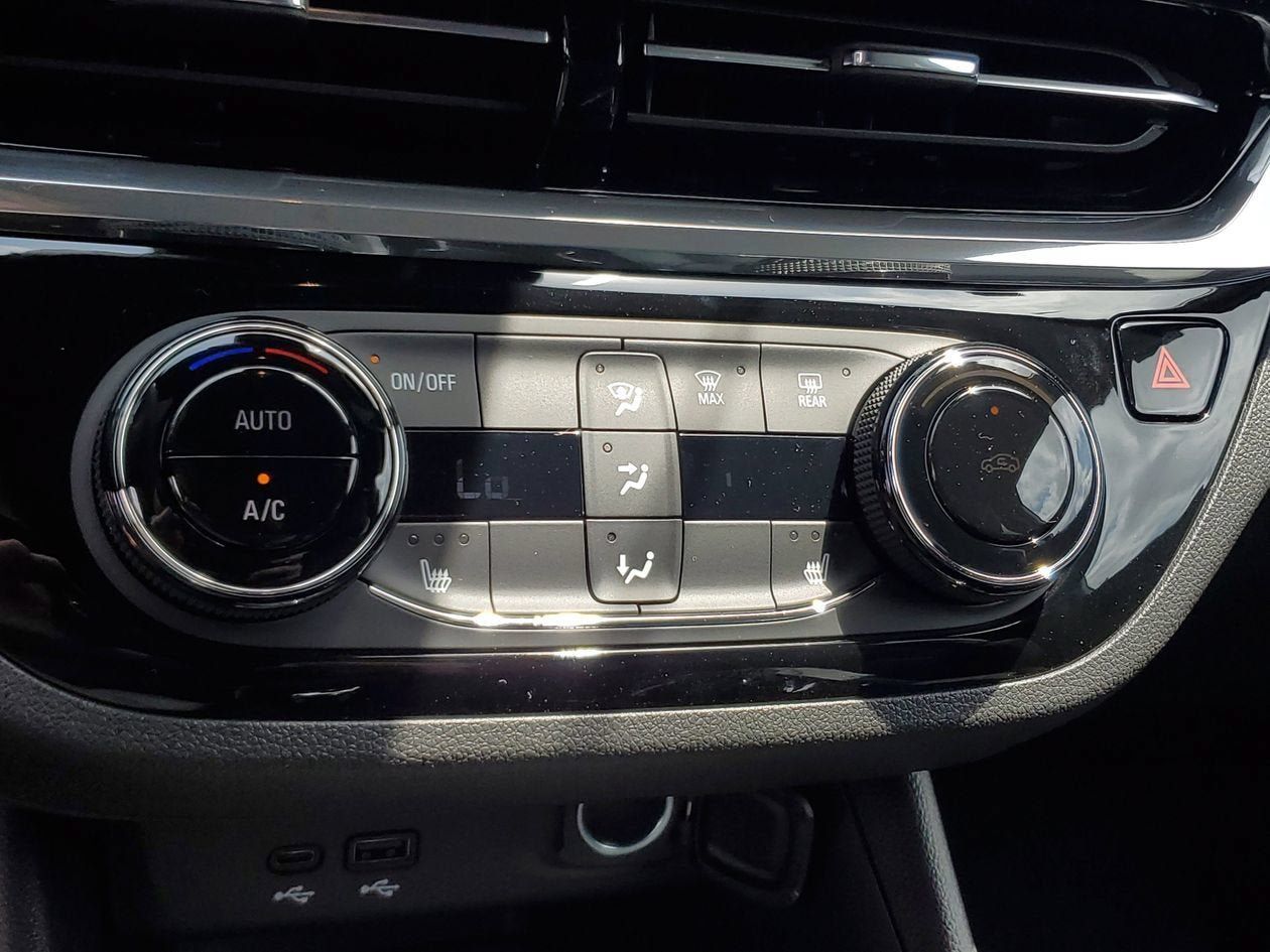 New 2026 Buick Envista Sport Touring w/ Convenience I Package FWD image 22