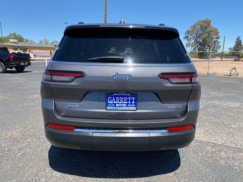 Used 2023 Jeep Grand Cherokee L Laredo AWD/4WD image 17