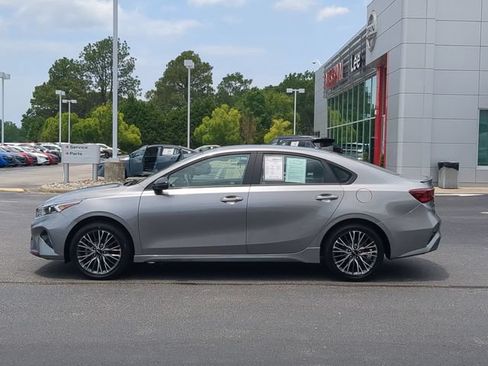 Used 2022 Kia Forte GT-Line w/ GT-Line Premium Package FWD image 6