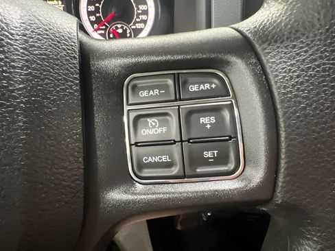 Used 2019 RAM 1500 Express w/ Express Value Package AWD/4WD image 10