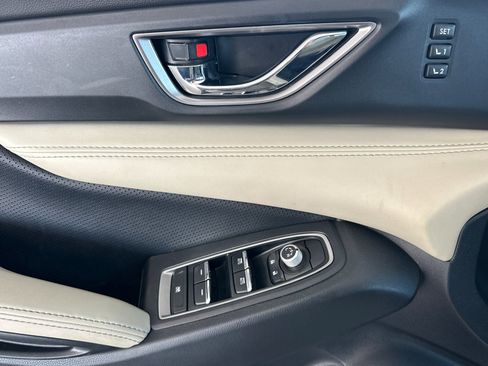 Used 2024 Subaru Ascent Limited image 11