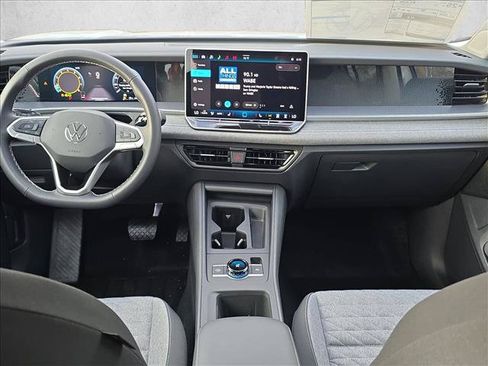 Used 2026 Volkswagen Tiguan S AWD/4WD image 17