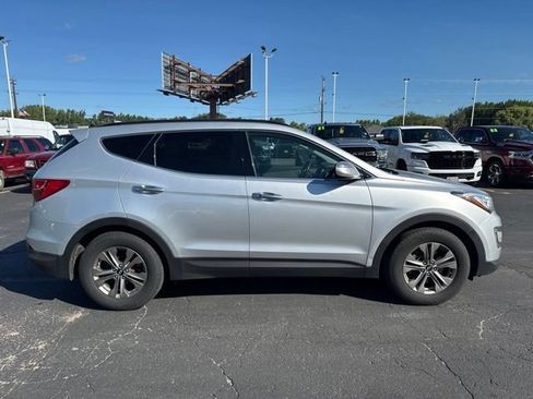 Used 2016 Hyundai Santa Fe Sport w/ Option Group 04 FWD image 11