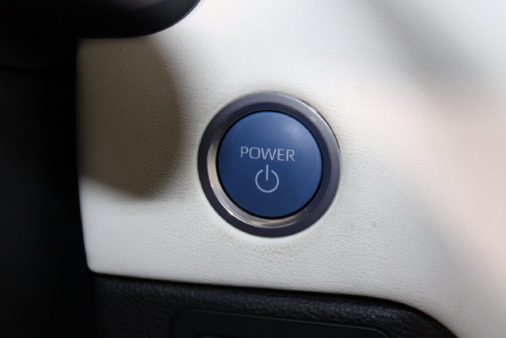 Used 2024 Toyota Tundra Capstone AWD/4WD image 32