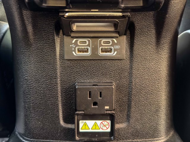 Used 2020 Jeep Gladiator Rubicon w/ LED Lighting Group AWD/4WD image 22