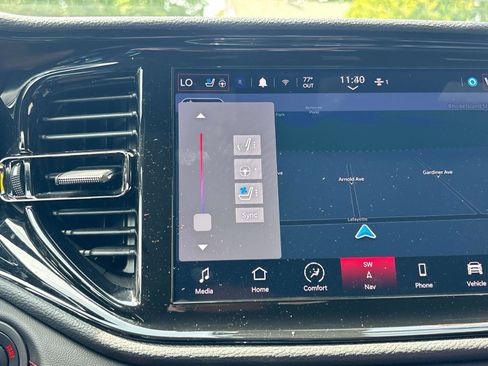 Used 2024 Dodge Durango GT image 20