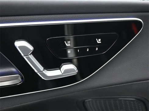 New 2026 Mercedes-Benz GLC 300 image 21