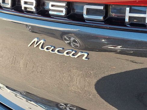 Used 2024 Porsche Macan image 24