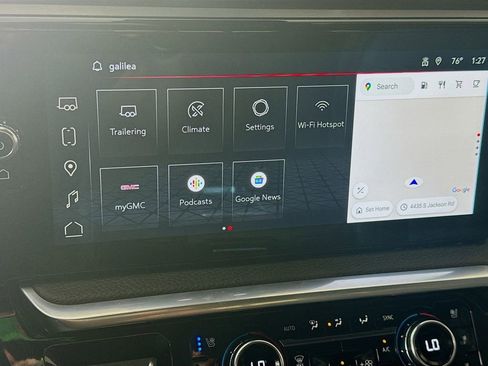 Used 2022 GMC Sierra 1500 Denali w/ Denali Reserve Package image 16