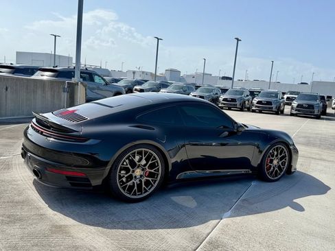 Used 2020 Porsche 911 Carrera 4S AWD/4WD image 6