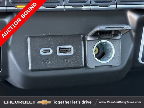 Certified 2023 Chevrolet Silverado 1500 Custom image 21