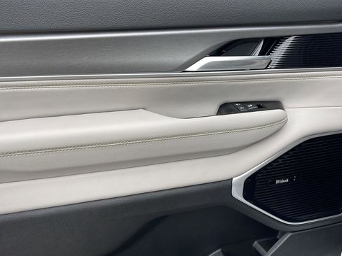 New 2026 Jeep Grand Wagoneer Limited image 25