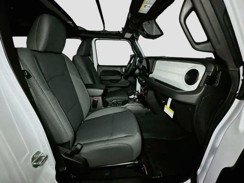 New 2026 Jeep Wrangler Unlimited Sport AWD/4WD image 31