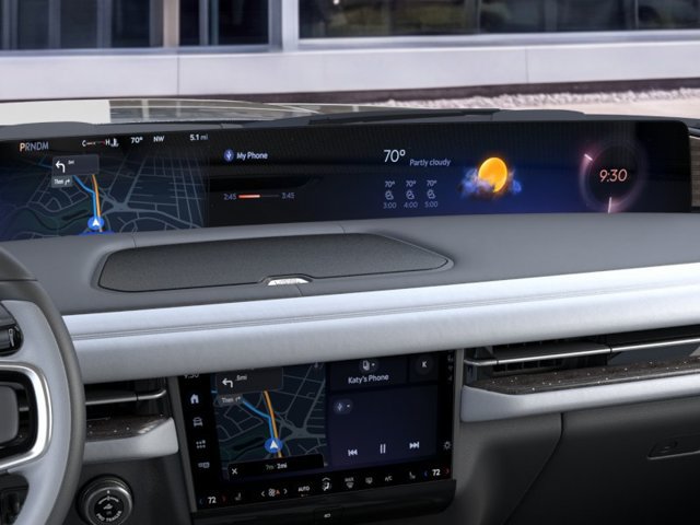 New 2026 Lincoln Navigator L Black Label AWD/4WD image 14
