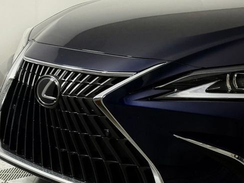 Used 2025 Lexus ES 350 w/ Premium Package FWD image 14