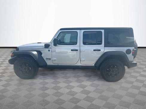 Used 2023 Jeep Wrangler Unlimited w/ 8.4" Radio Group AWD/4WD image 9