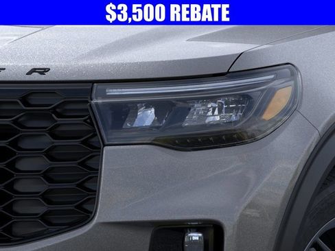 New 2026 Ford Explorer ST-Line AWD/4WD image 18