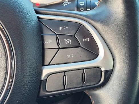 Used 2018 Jeep Compass Latitude w/ Popular Equipment Group AWD/4WD image 25