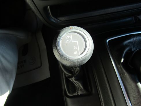 Used 2024 Jeep Wrangler Unlimited Sport AWD/4WD image 30