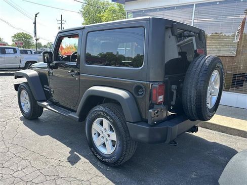 Used 2014 Jeep Wrangler Sport w/ Quick Order Package 24S AWD/4WD image 4