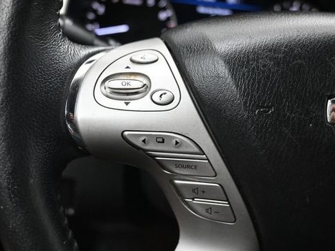 Used 2018 Nissan Murano SL w/ Moonroof Package FWD image 11