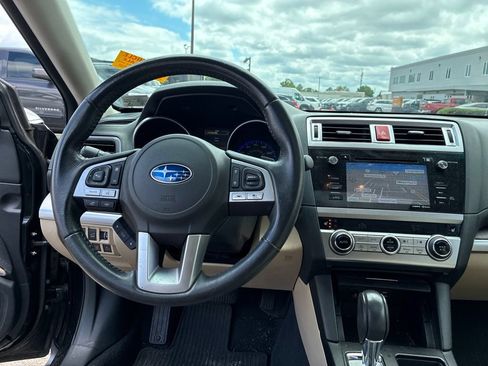 Used 2017 Subaru Outback 3.6R Limited AWD/4WD image 23
