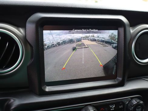 Used 2022 Jeep Wrangler Unlimited Rubicon 4xe w/ Cold Weather Group image 24