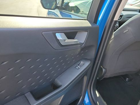 Used 2020 Ford Escape SE FWD image 18