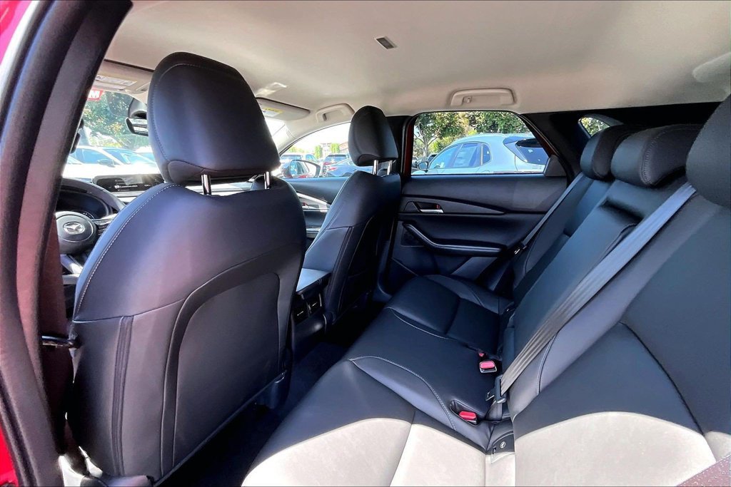 Used 2026 MAZDA CX-30 AWD 2.5 S w/ Select Sport Pkg image 16