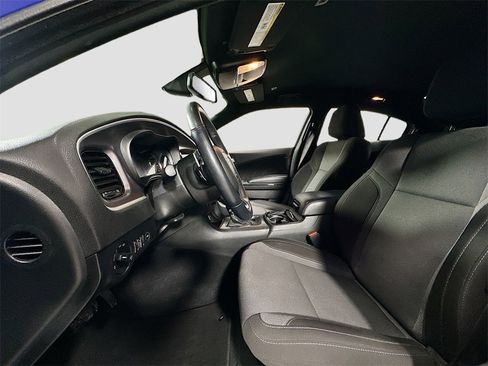 Used 2022 Dodge Charger SXT w/ Blacktop Package image 21