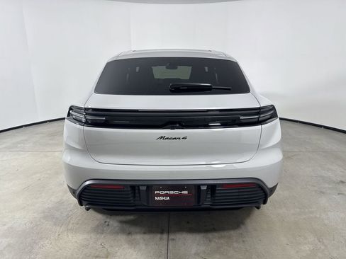New 2026 Porsche Macan 4 Electric image 6